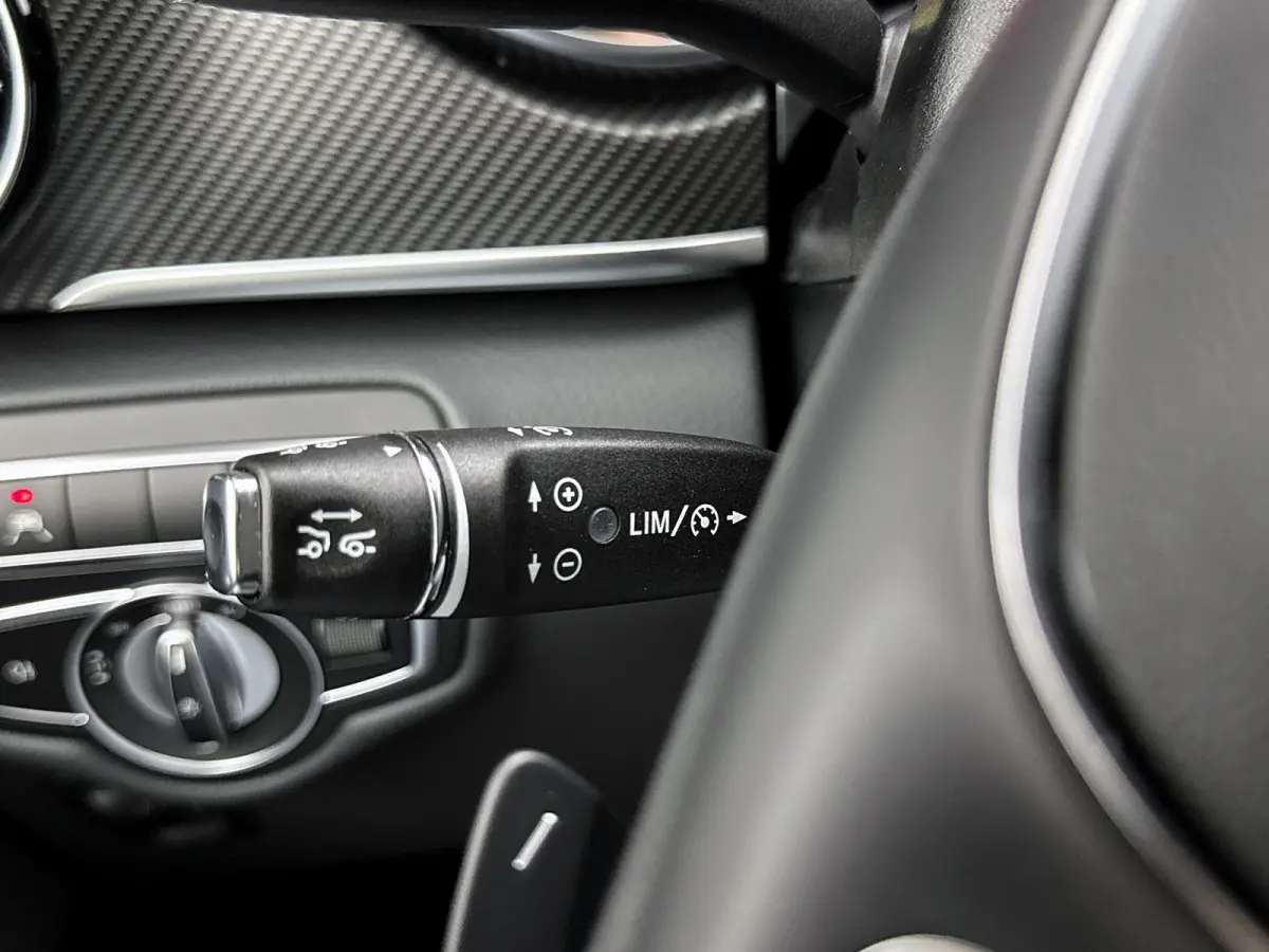 250d 4-MATIC Extra-Lang AMG 6-persoons Elektrische schuifdeuren Distronic Burmester Trekhaak afneembaar 2500kg