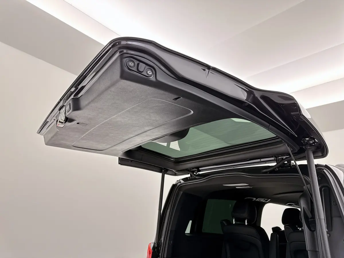 250d 4-MATIC Extra-Lang AMG 6-persoons Elektrische schuifdeuren Distronic Burmester Trekhaak afneembaar 2500kg