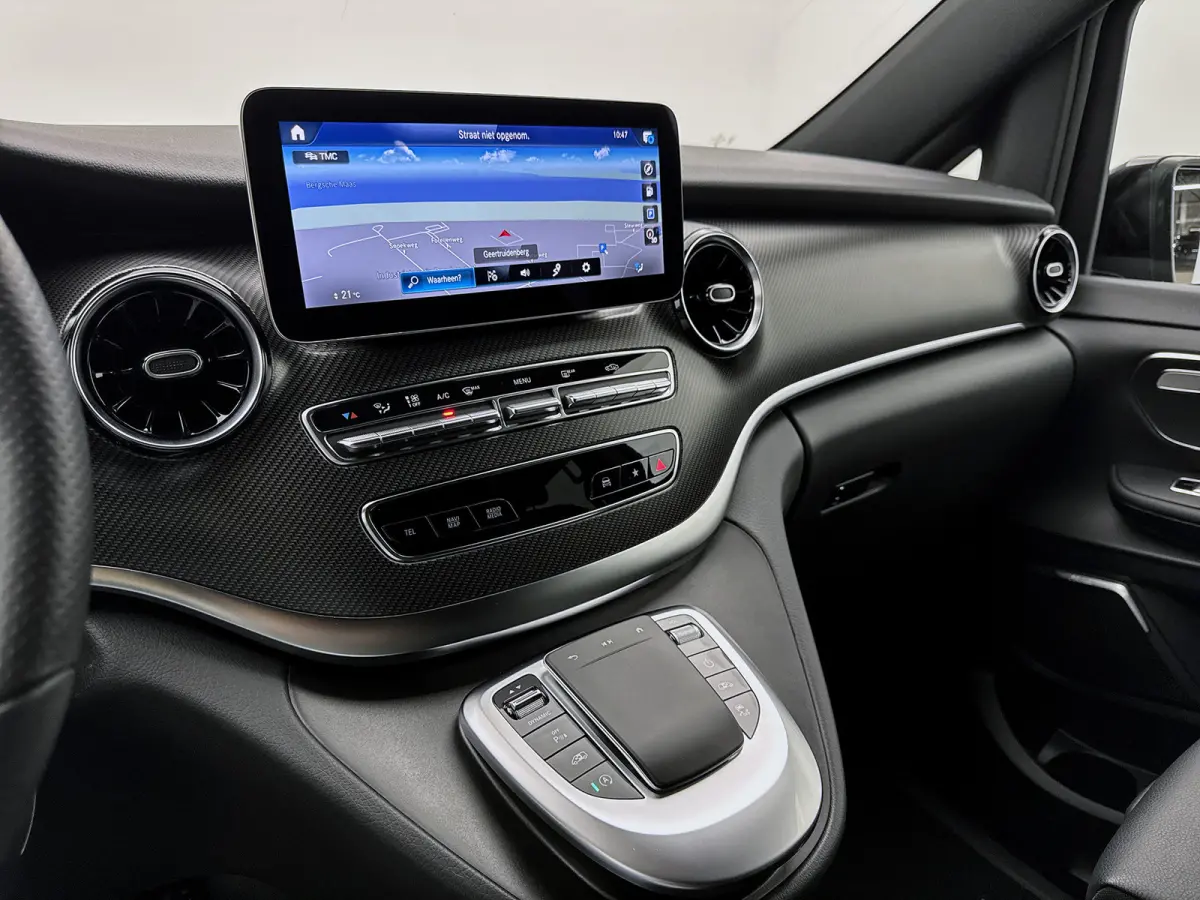 250d 4-MATIC Extra-Lang AMG 6-persoons Elektrische schuifdeuren Distronic Burmester Trekhaak afneembaar 2500kg