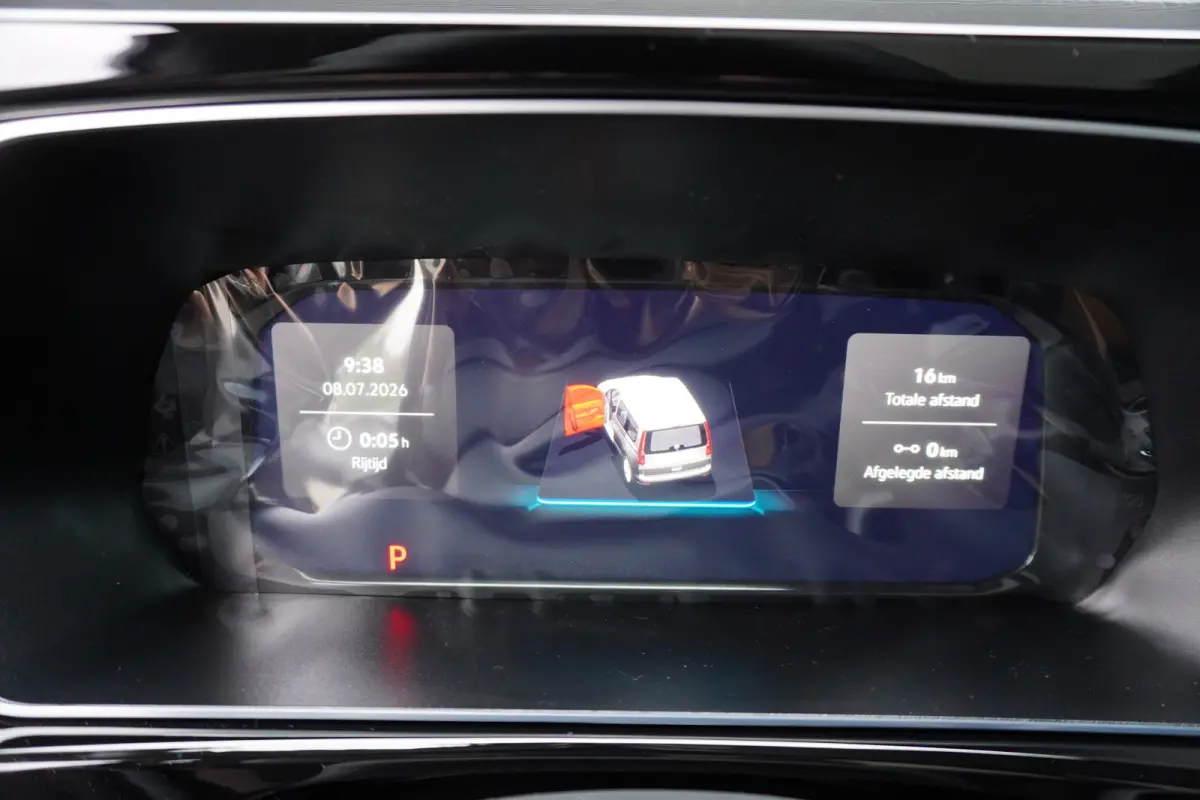 Maxi L2 150pk Plug-in Hybride Style Automaat Apple Carplay Navigatie Camera Parkeersensoren LED 5 persoons ACC Cruise control