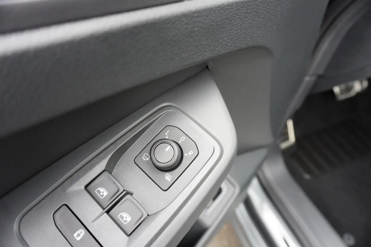 Maxi L2 150pk Plug-in Hybride Style Automaat Apple Carplay Navigatie Camera Parkeersensoren LED 5 persoons ACC Cruise control