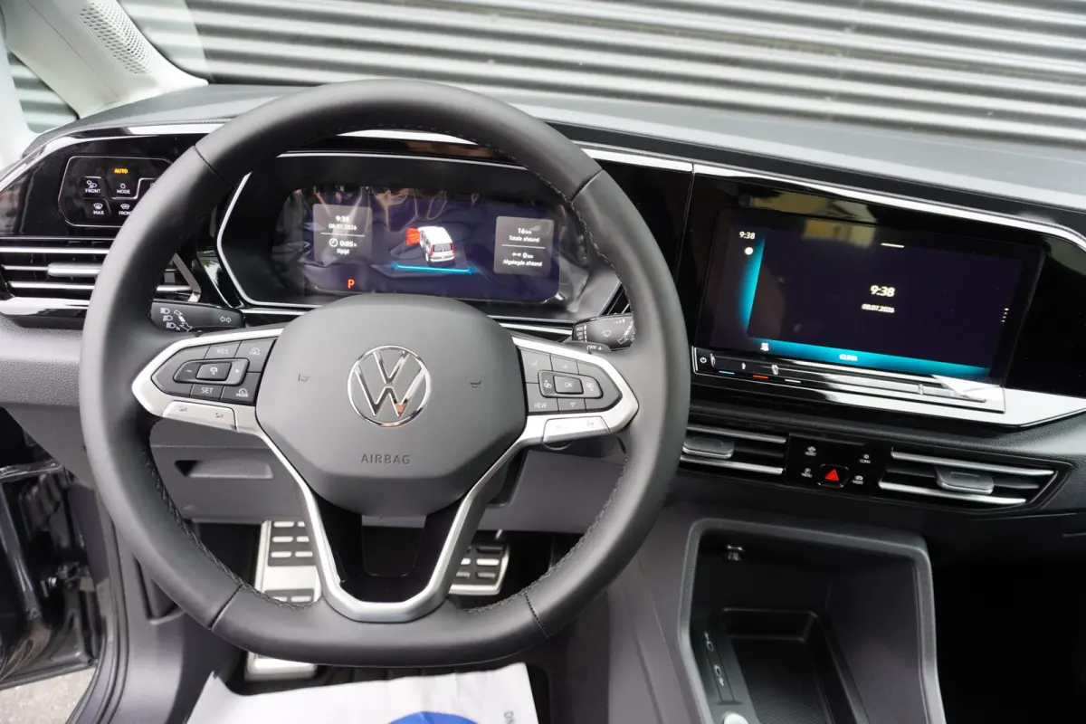 Maxi L2 150pk Plug-in Hybride Style Automaat Apple Carplay Navigatie Camera Parkeersensoren LED 5 persoons ACC Cruise control