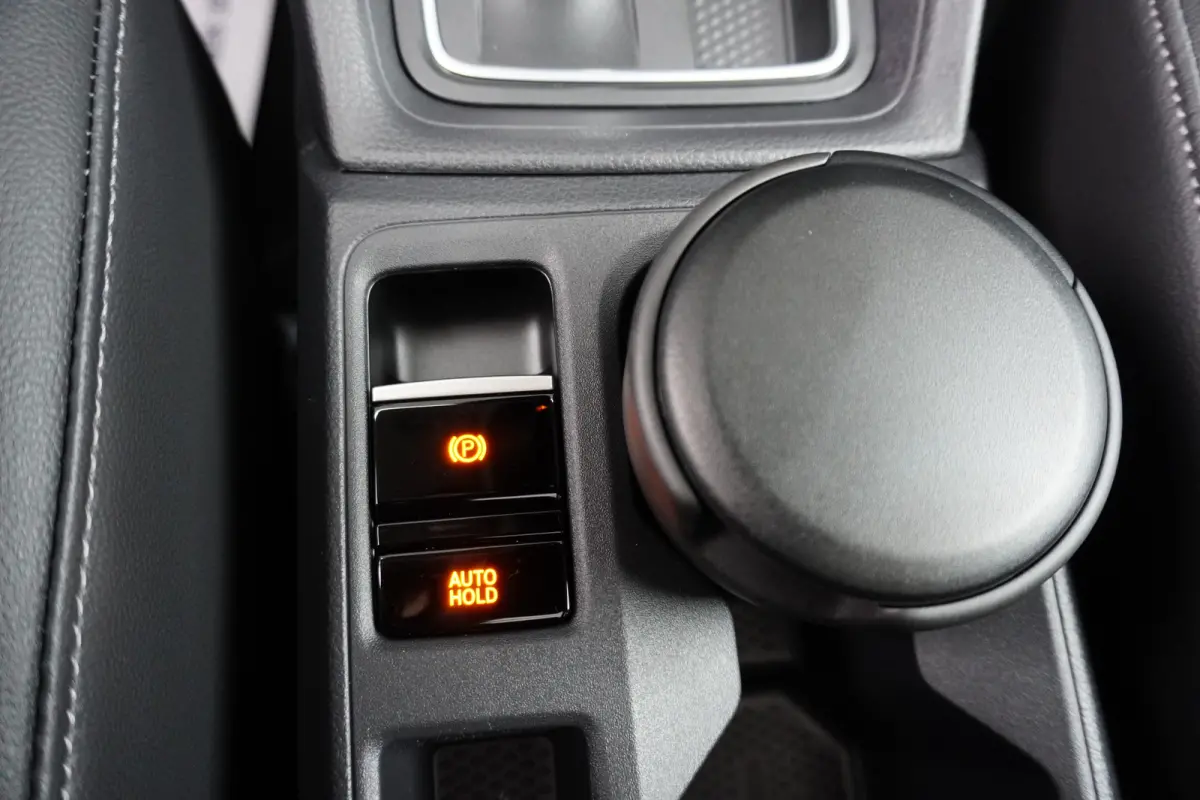 Maxi L2 150pk Plug-in Hybride Style Automaat Apple Carplay Navigatie Camera Parkeersensoren LED 5 persoons ACC Cruise control