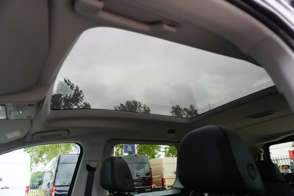 Maxi L2 150pk Plug-in Hybride Style Automaat Apple Carplay Navigatie Camera Parkeersensoren LED 5 persoons ACC Cruise control