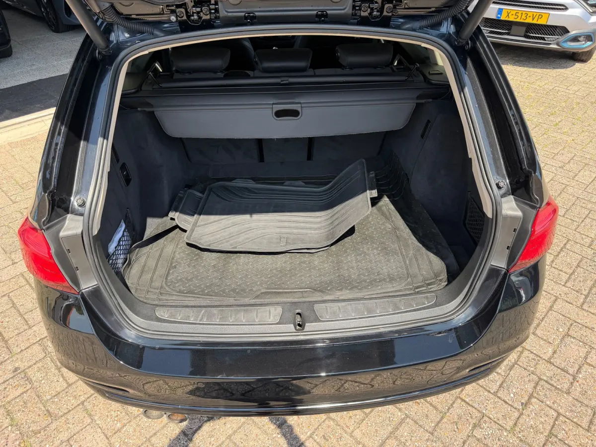 330i MSport Edition 2018 AUT NAVI LM NAP