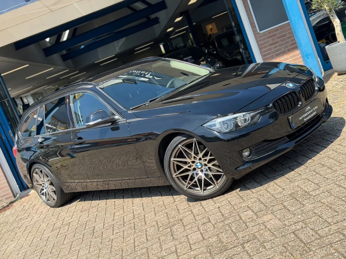 330i MSport Edition 2018 AUT NAVI LM NAP