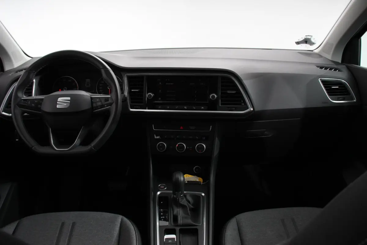 1.5 TSI DSG Style Nieuw type Climate Control Parkeer sensoren Cruise control DAB Led Lichtmetalen Velgen