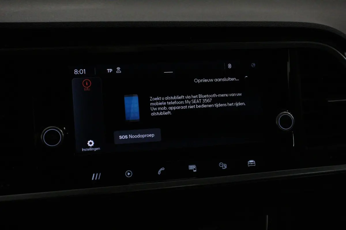 1.5 TSI DSG Style Nieuw type Climate Control Parkeer sensoren Cruise control DAB Led Lichtmetalen Velgen