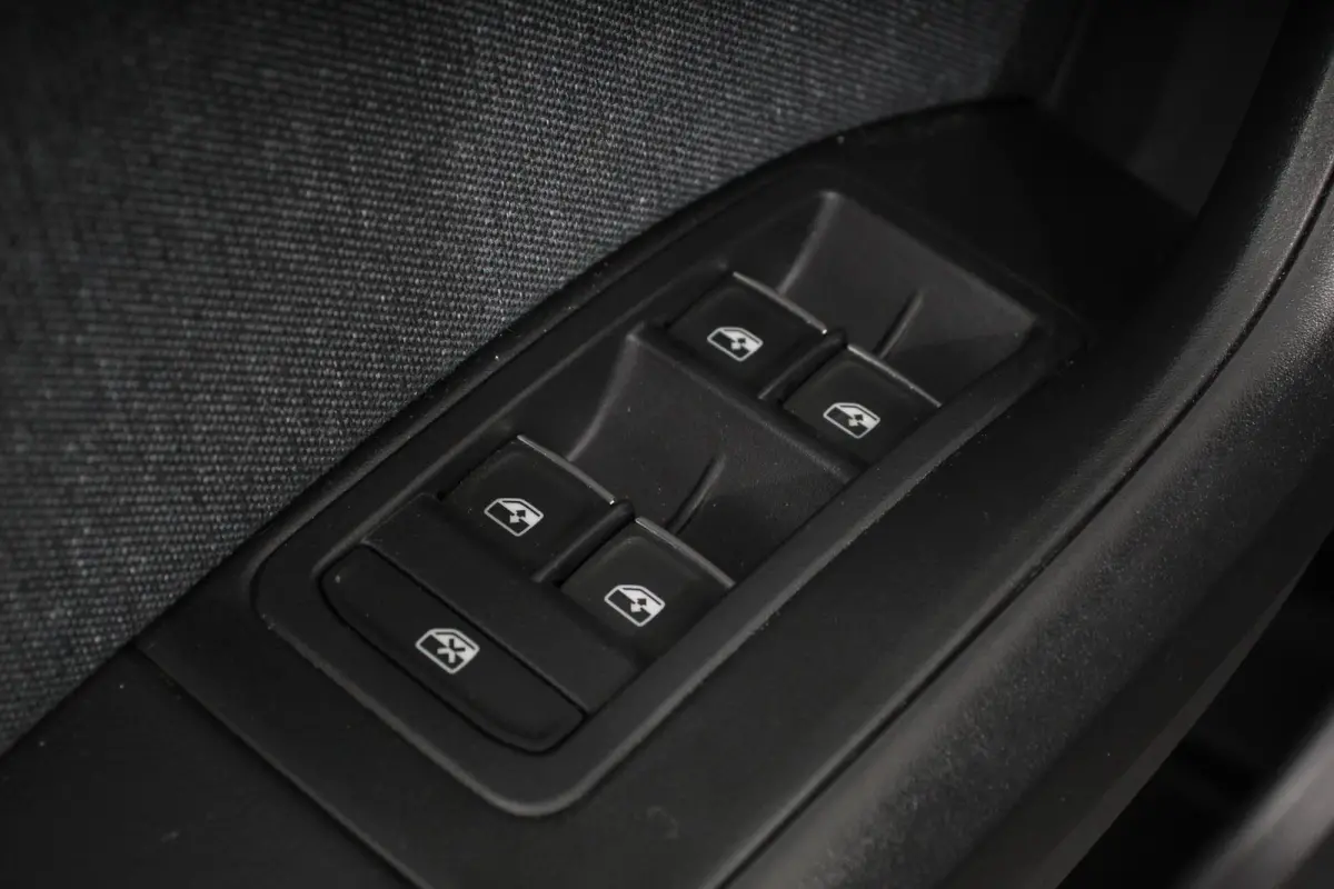 1.5 TSI DSG Style Nieuw type Climate Control Parkeer sensoren Cruise control DAB Led Lichtmetalen Velgen