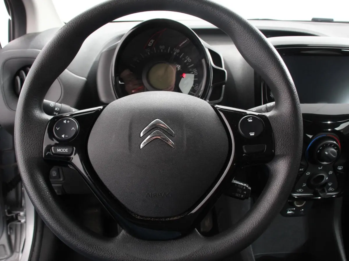 1.0 VTi Feel Airco Carplay Navigatie Achteruitrijcamera NL Auto NAP