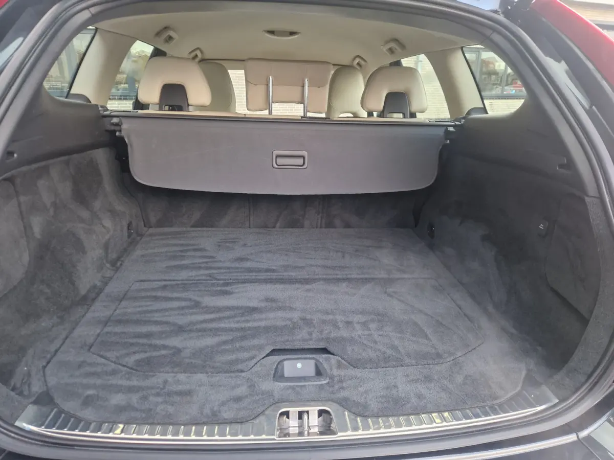 T5 Nederlandse auto | Beige Leder | 133.700 km | nieuwe distrubutie | High Performance audio | etc