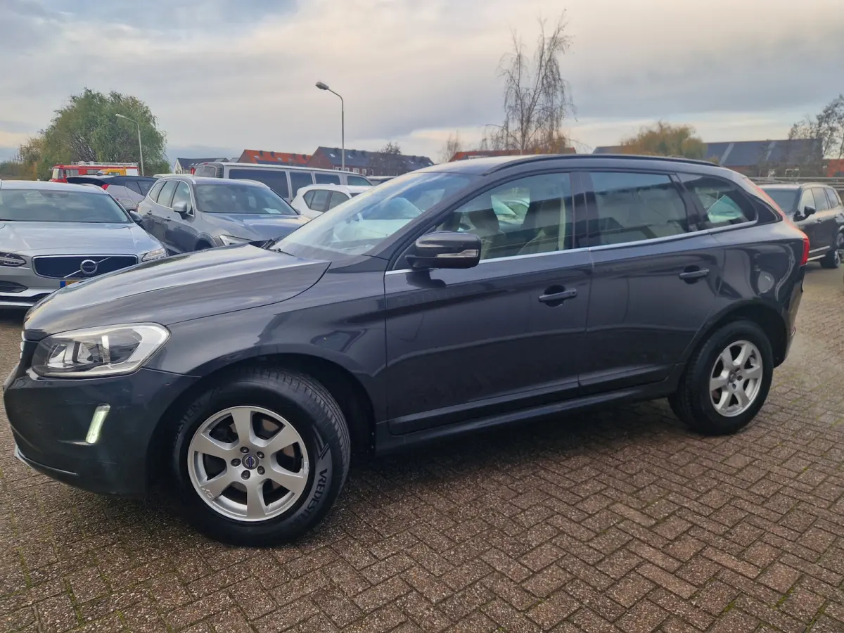 T5 Nederlandse auto | Beige Leder | 133.700 km | nieuwe distrubutie | High Performance audio | etc