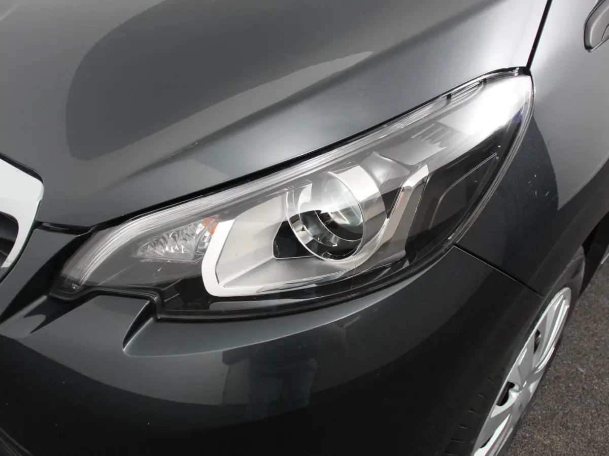 1.0 e-VTi Active Airco Bluetooth Led DAB 5 deurs