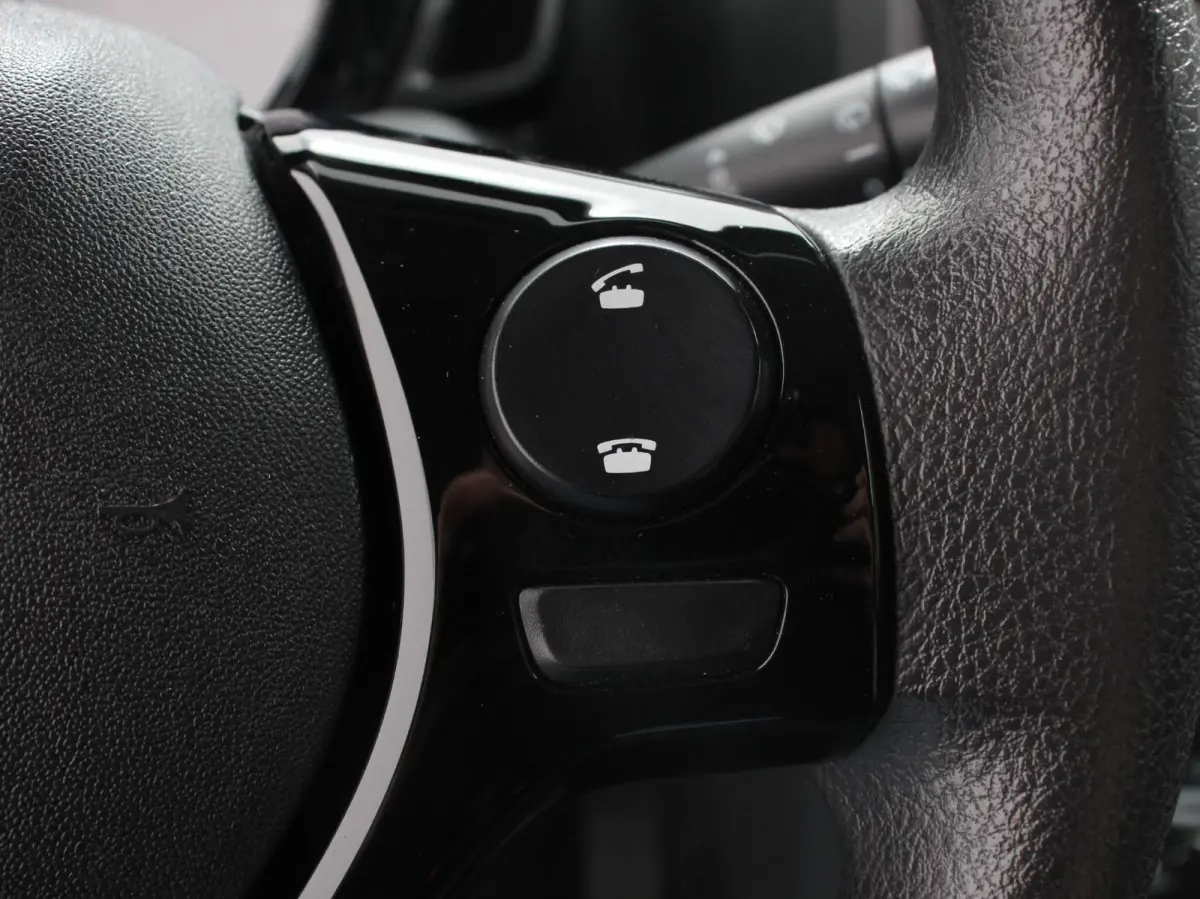 1.0 e-VTi Active Airco Bluetooth Led DAB 5 deurs