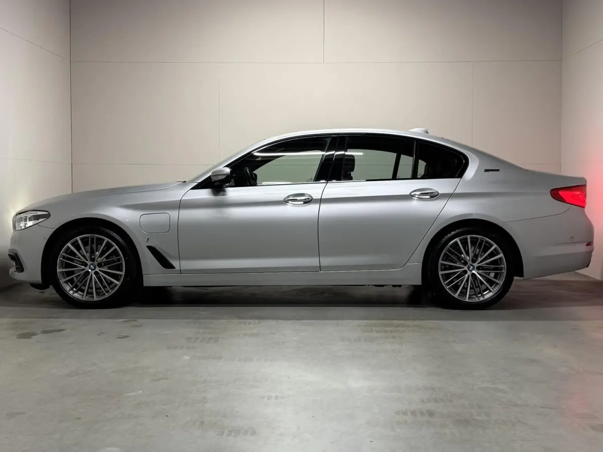 530e iPerformance M-Sport Leer Sfeer CarPlay Memory