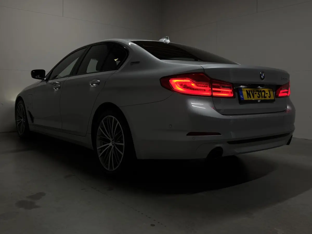 530e iPerformance M-Sport Leer Sfeer CarPlay Memory