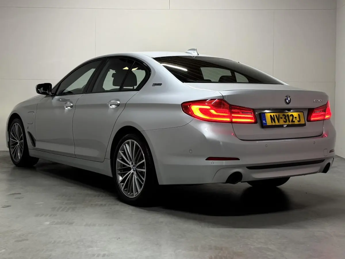 530e iPerformance M-Sport Leer Sfeer CarPlay Memory