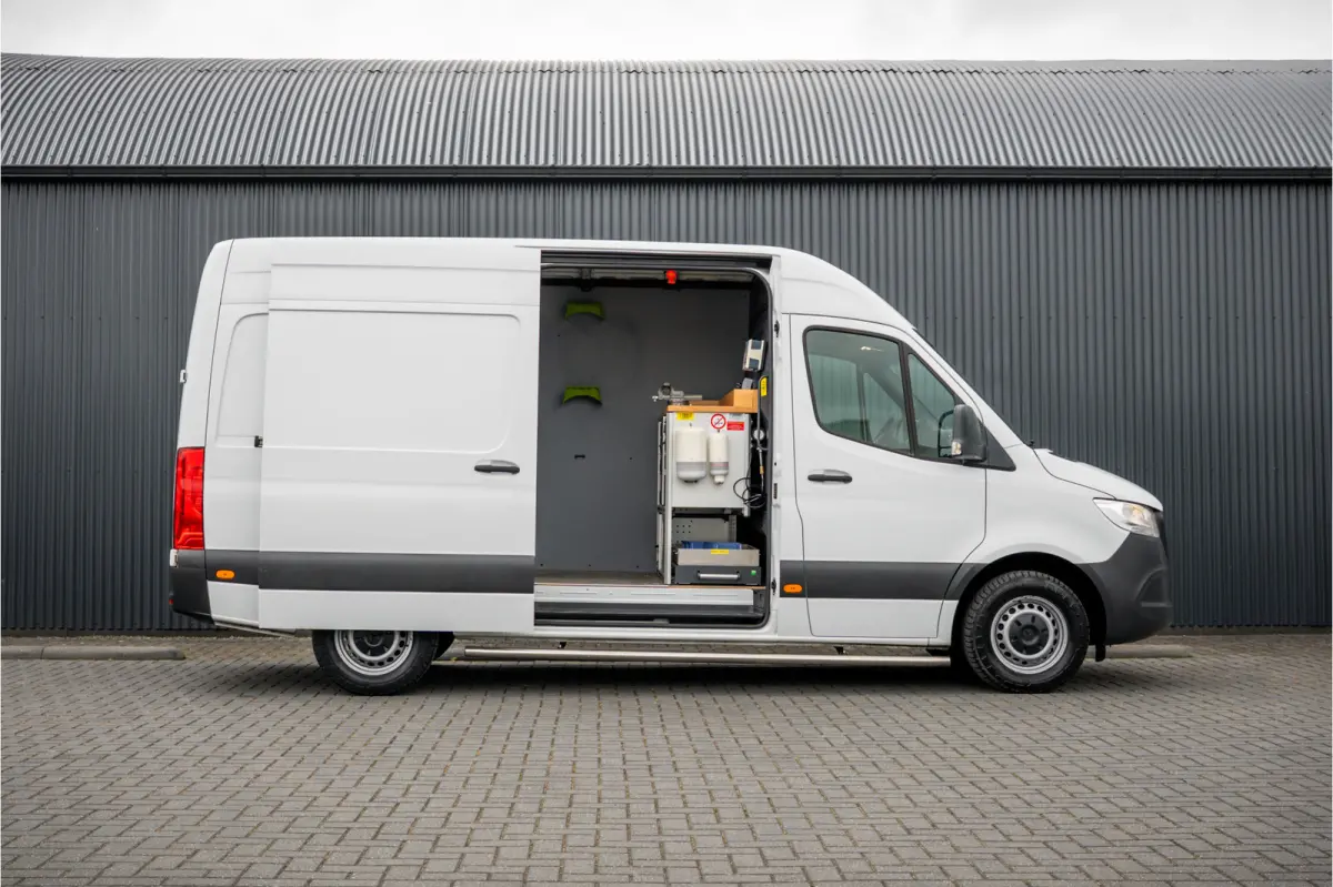 311 CDI RWD L2H2 | Volledig Ingericht | Mbux | Camera | Climatronic
