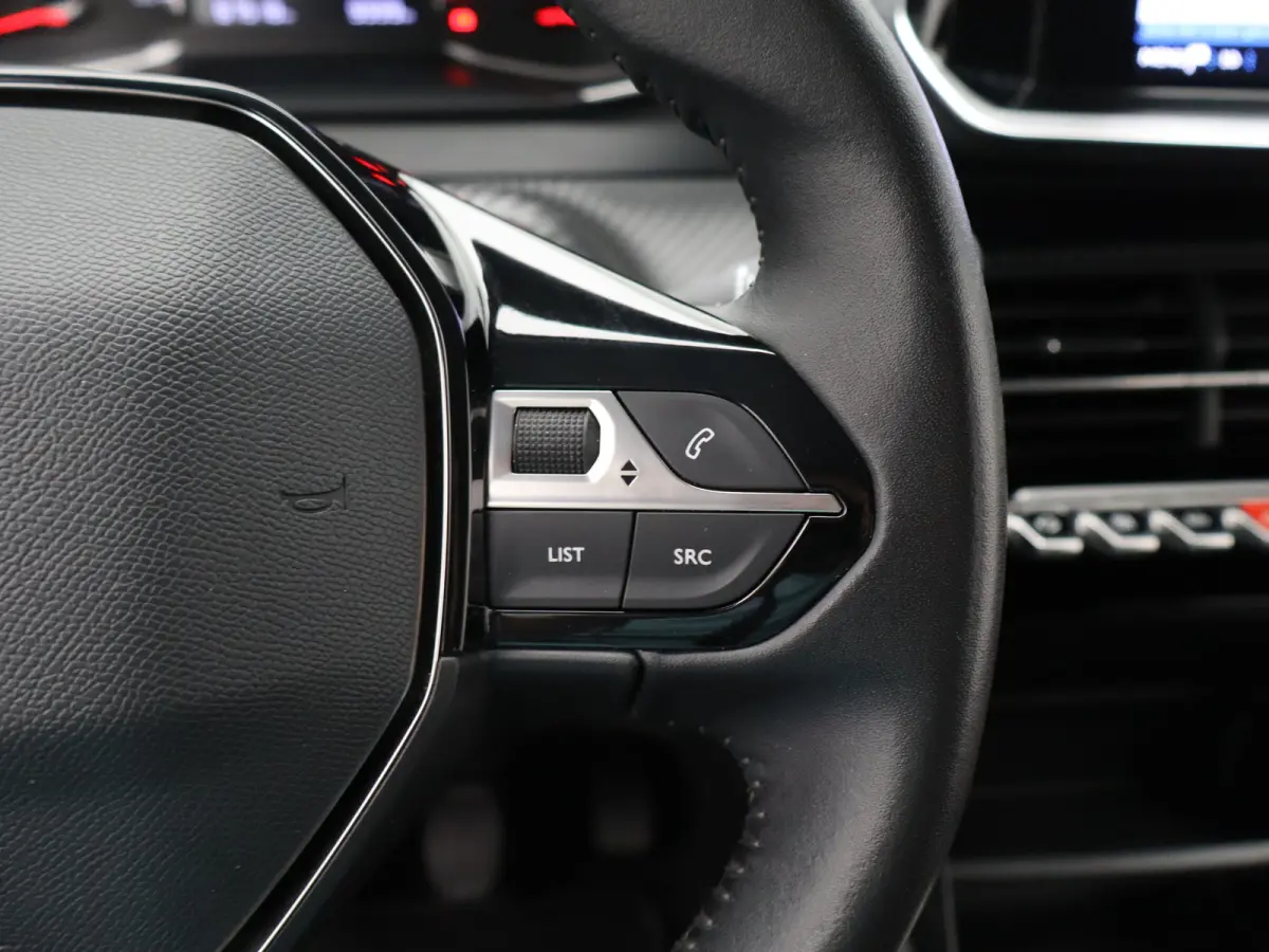 1.2 PureTech Active Cruise Control | Parkeersensoren | Apple Carplay/Android Auto | Navigatie