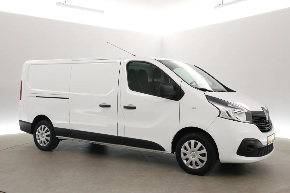 1.6 dCi L2H1 | Marge | Airco | Cruise | Navi | 3 Zits | Trekhaak | Parkeersens.