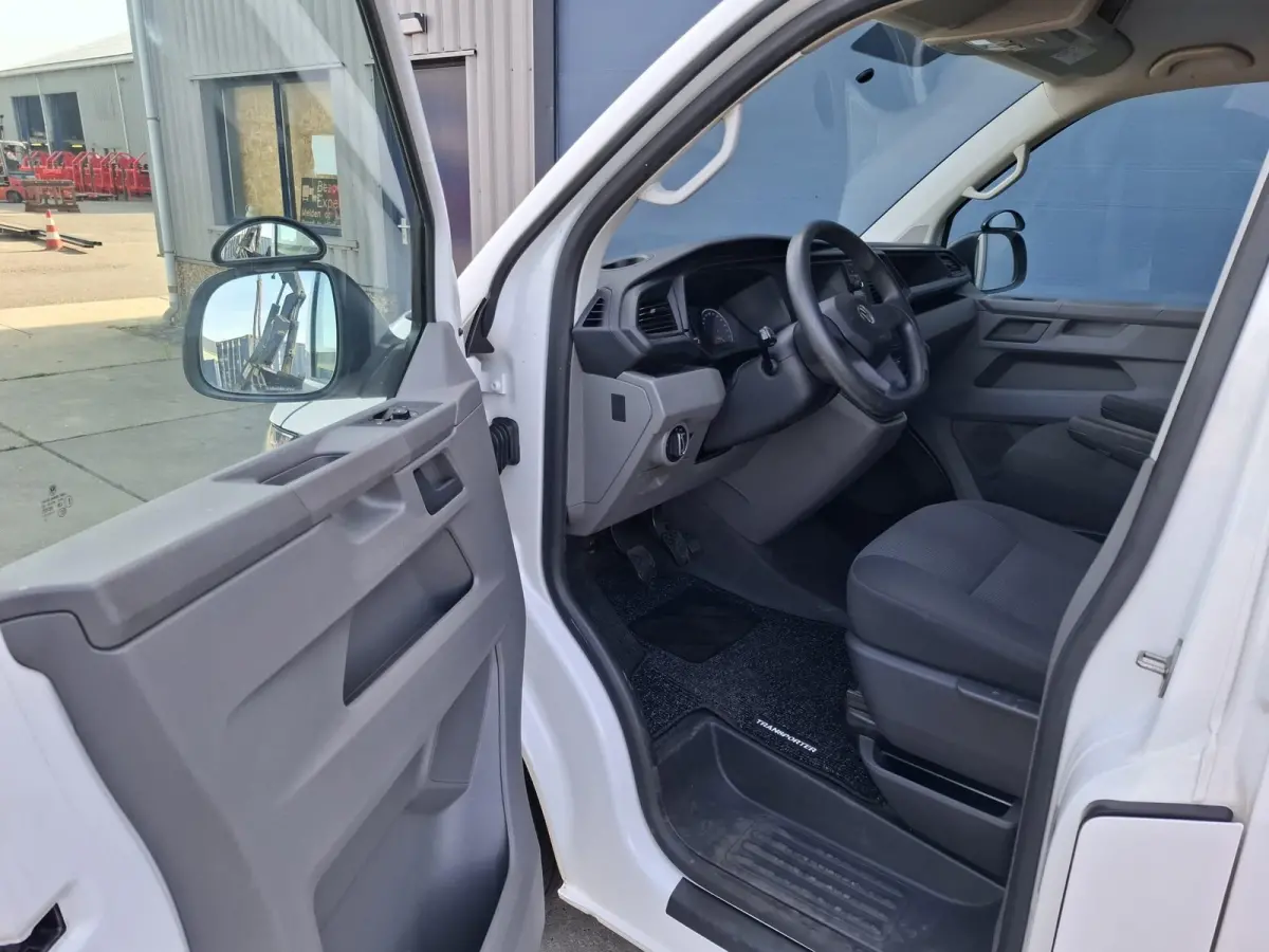 2.0 TDI L2H1 30 Comfortline CARPLAY / L2H1 / CRUISE CONTROLE / AIRCO / EURO 6