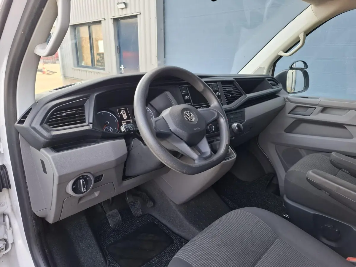 2.0 TDI L2H1 30 Comfortline CARPLAY / L2H1 / CRUISE CONTROLE / AIRCO / EURO 6