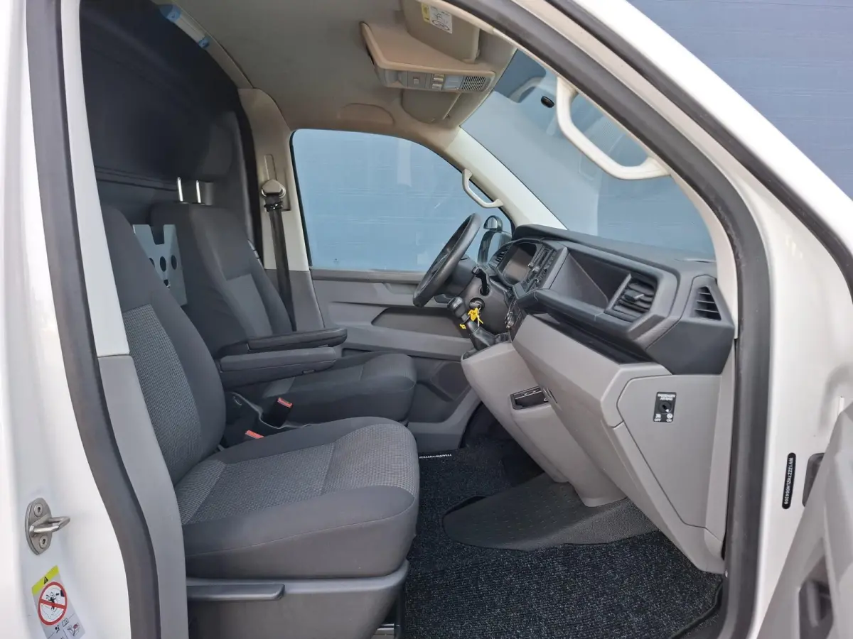 2.0 TDI L2H1 30 Comfortline CARPLAY / L2H1 / CRUISE CONTROLE / AIRCO / EURO 6