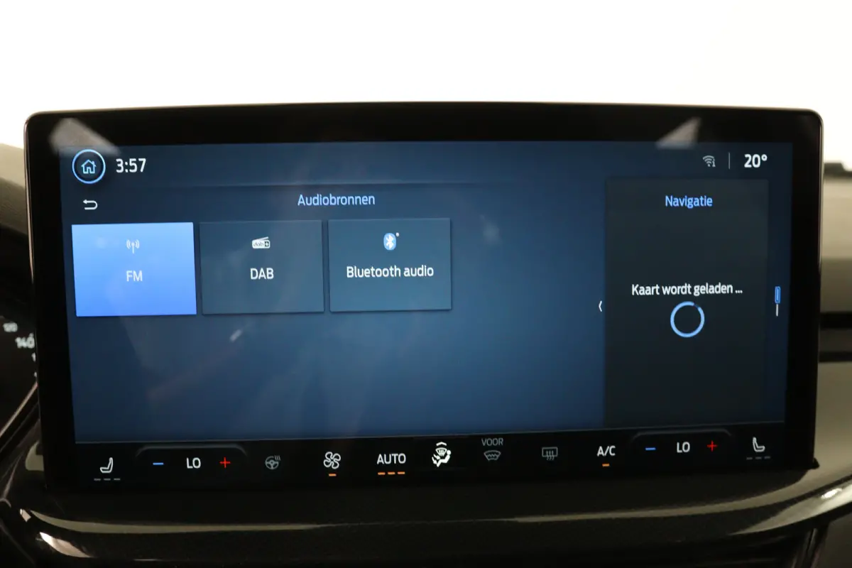 1.0 EcoBoost Hybrid ST Line | 1e Eigenaar! | Winterpack | LED | Clima | Navi | Cruise Control | Keyless | Parkeersensoren V+A | Lichtmetalen Velgen
