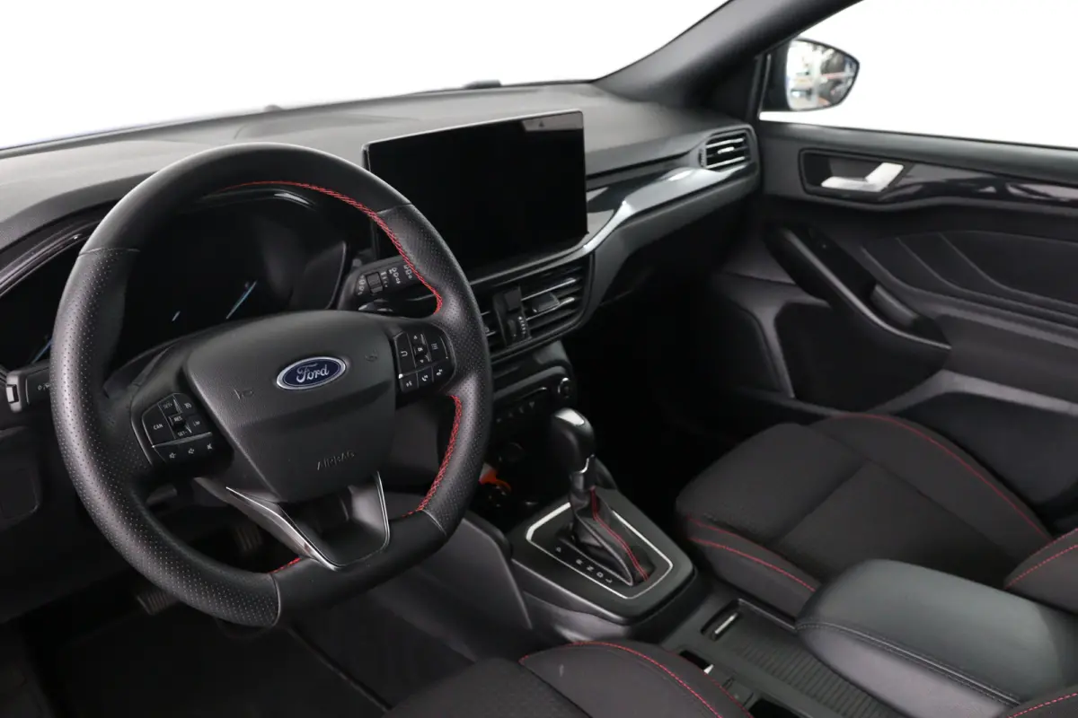 1.0 EcoBoost Hybrid ST Line | 1e Eigenaar! | Winterpack | LED | Clima | Navi | Cruise Control | Keyless | Parkeersensoren V+A | Lichtmetalen Velgen