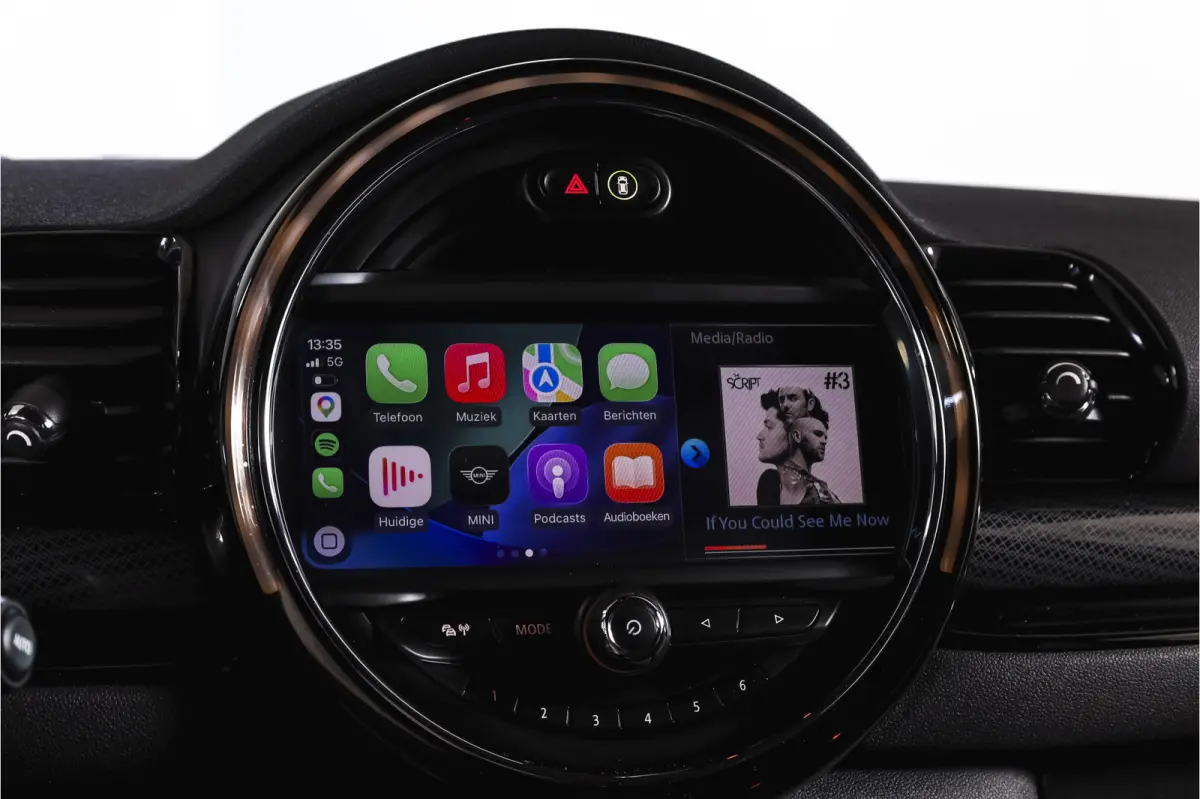 2.0 JCW ALL4 Chili | S/K-Panodak | Adapt. Cruise | Stoelverw. | PDC | Camera | NAV + App.Connect | ECC | Harman Kardon | LM 19" |