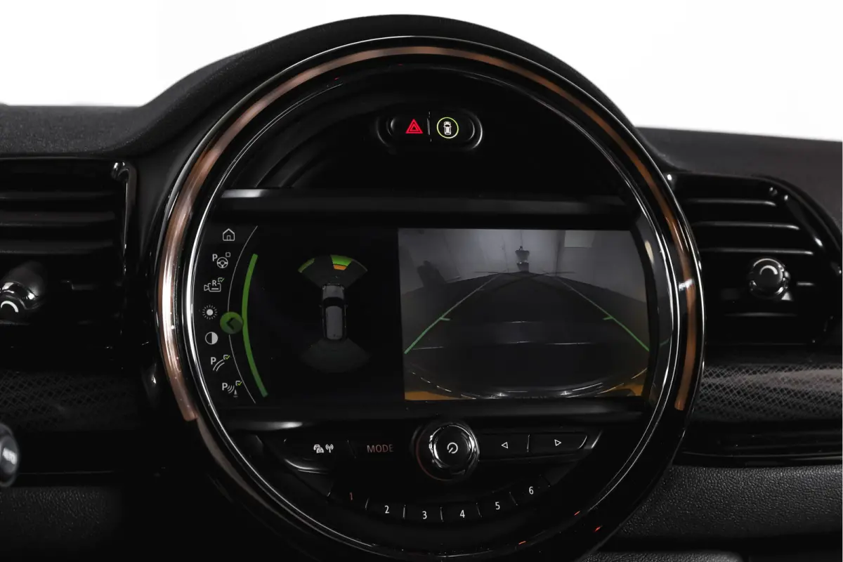 2.0 JCW ALL4 Chili | S/K-Panodak | Adapt. Cruise | Stoelverw. | PDC | Camera | NAV + App.Connect | ECC | Harman Kardon | LM 19" |