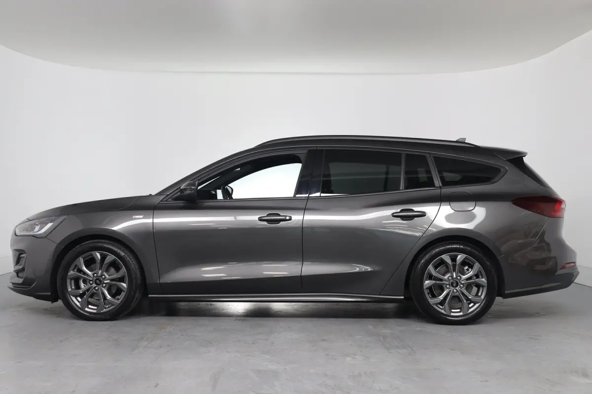 1.0 EcoBoost Hybrid ST Line | 1e Eigenaar! | Winterpack | LED | Clima | Navi | Cruise Control | Keyless | Parkeersensoren V+A | Lichtmetalen Velgen