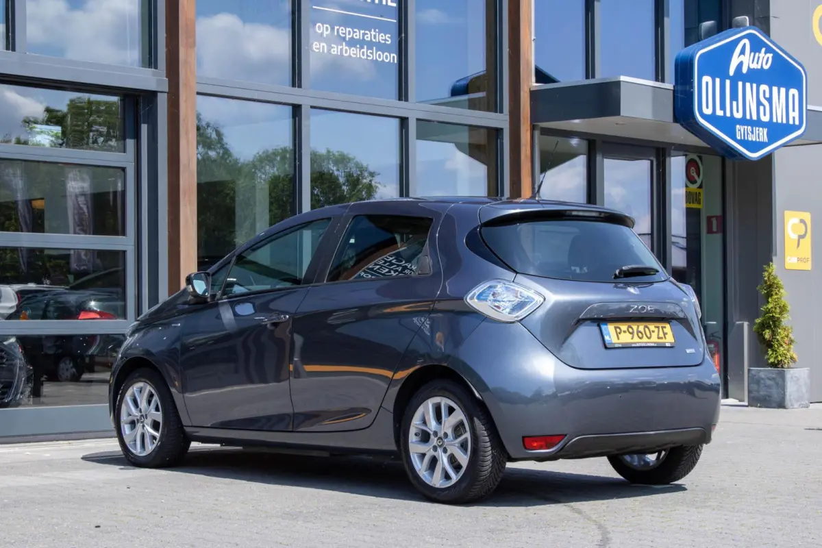 R110 Limited 41 kWh (ex Accu)|Stoelverwarming|Camera|