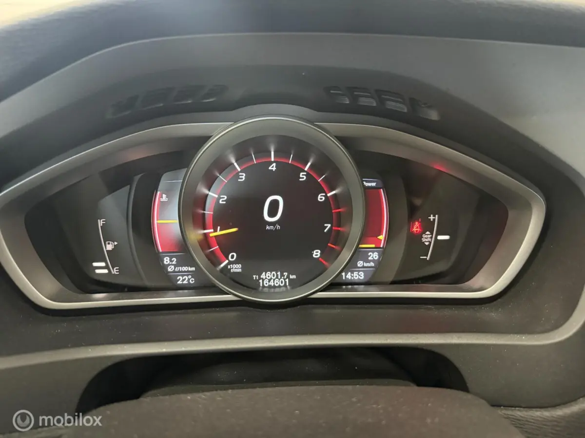 2.0 T2 R-Design NAVIGATIE