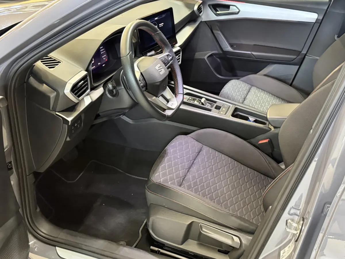 1.4 TSI eHybrid PHEV FR Business Intense | Keyless | Apple Carplay | Stoel/Stuurverwarming | Camera