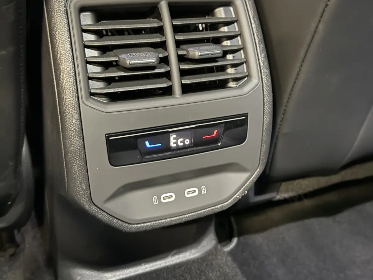 1.4 TSI eHybrid PHEV FR Business Intense | Keyless | Apple Carplay | Stoel/Stuurverwarming | Camera