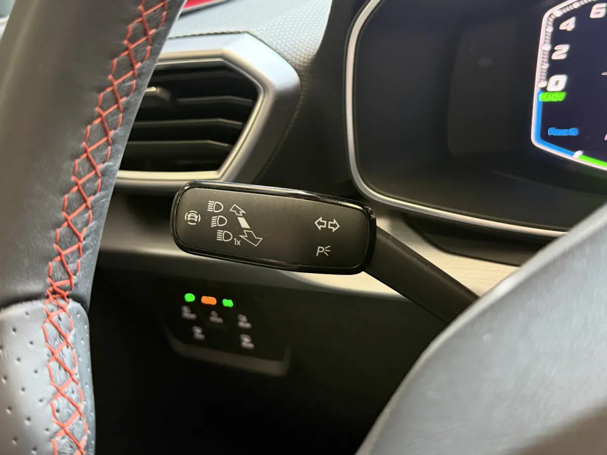 1.4 TSI eHybrid PHEV FR Business Intense | Keyless | Apple Carplay | Stoel/Stuurverwarming | Camera