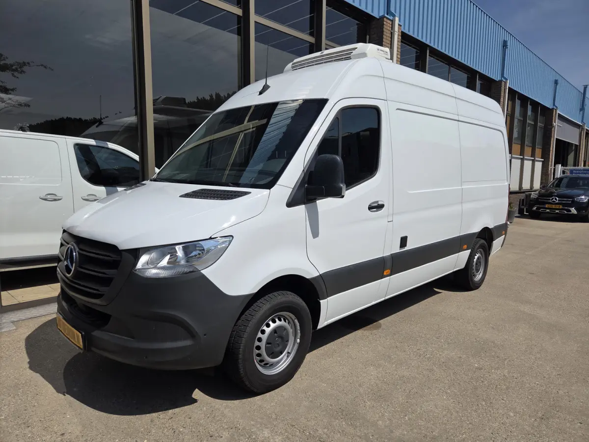317 CDI AUTM. L2/H2 KOELWAGEN - VRIESWAGEN THERMO KING DAG& NACHT ALUMINIUM LAADVLOER