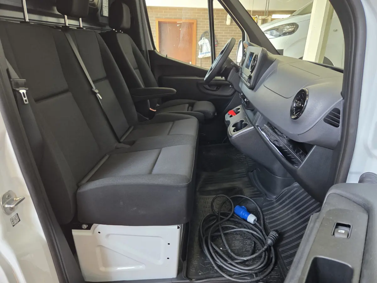 317 CDI AUTM. L2/H2 KOELWAGEN - VRIESWAGEN THERMO KING DAG& NACHT ALUMINIUM LAADVLOER