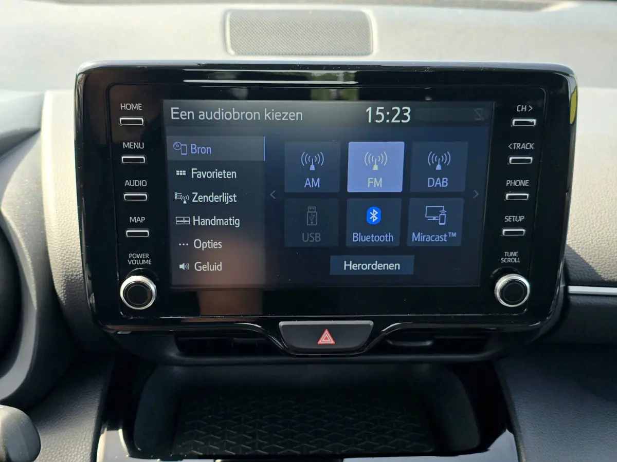 1.5 Hybrid Active - 115 Pk - ParkeerCamera - Apple Carplay Android Auto