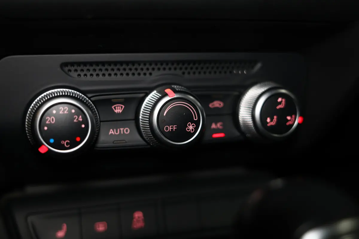 1.0 TFSI Pro Line AVM S-TRONIC AIRCO NAVI CRUISE BT STOELVW "18