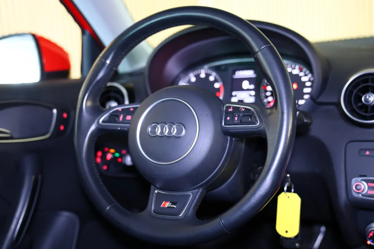 1.0 TFSI Pro Line AVM S-TRONIC AIRCO NAVI CRUISE BT STOELVW "18