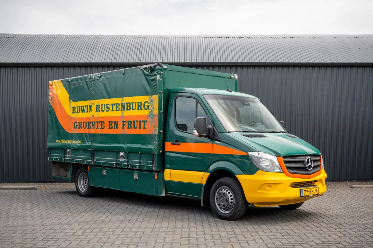 516CDI | Bakwagen | EURO 6 | Huifzeil | Schuifwanden | Legbordstellingen | Trekhaak