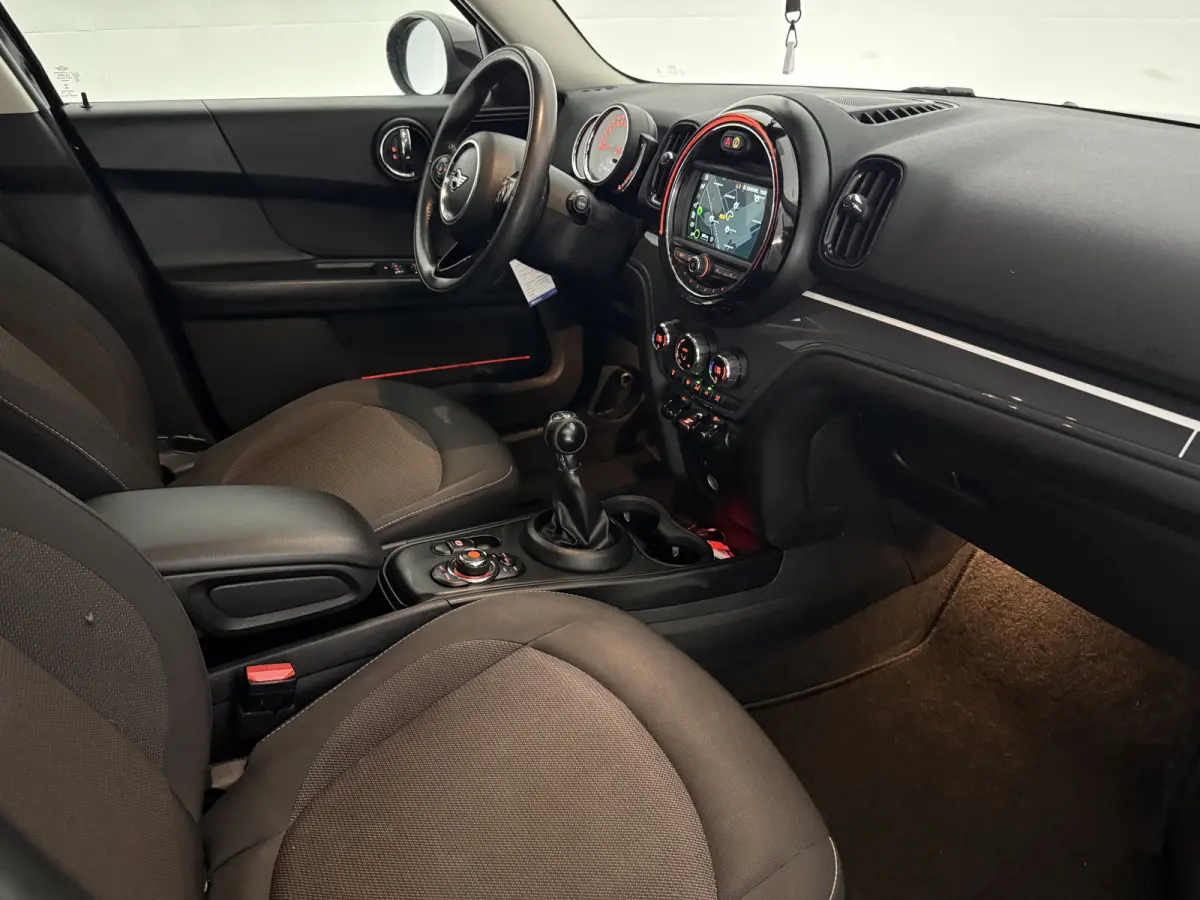 1.5 Cooper | Sfeer | Carplay | Cruise | Navi | LED | Parkeersens. | NAP