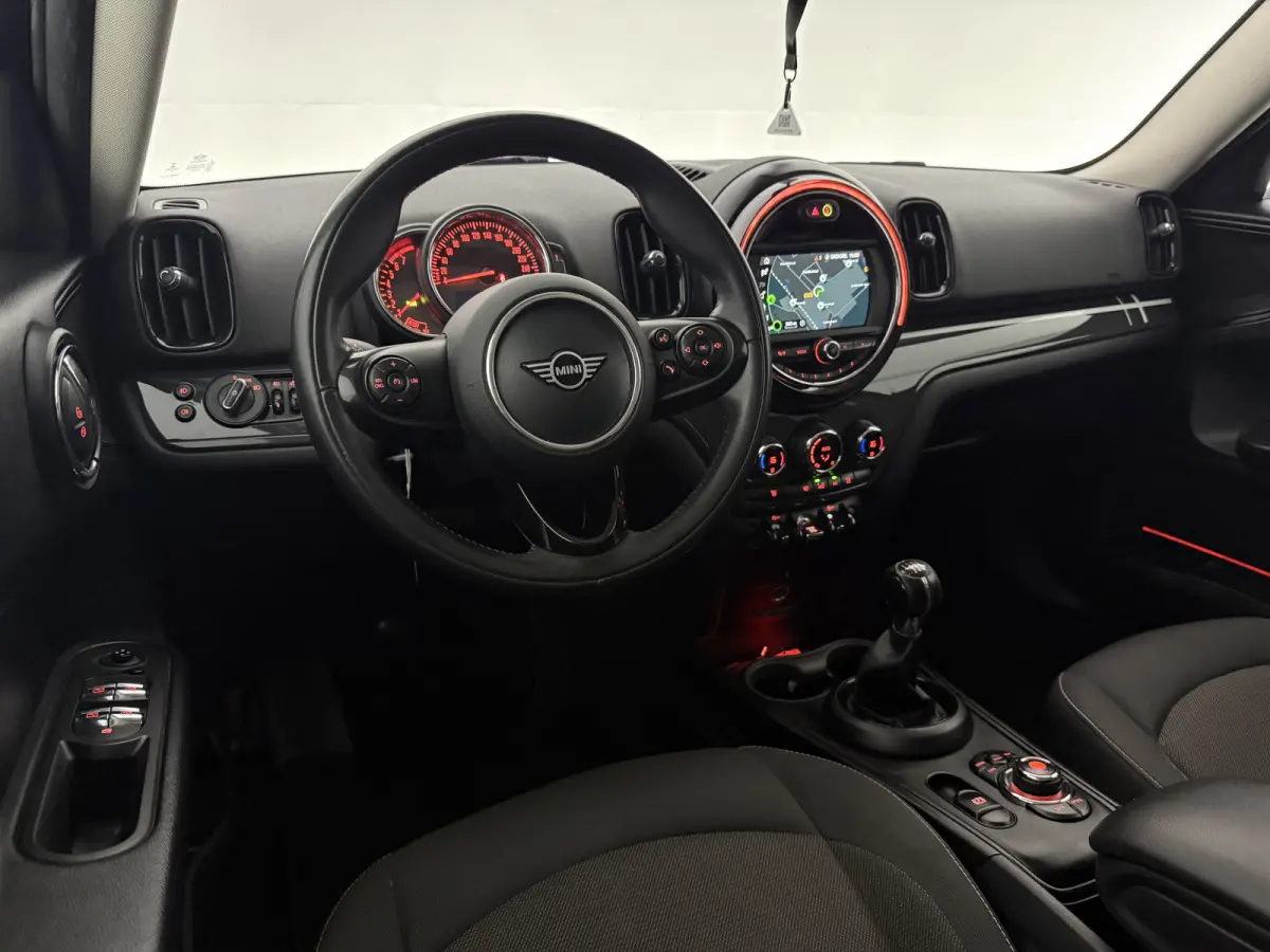 1.5 Cooper | Sfeer | Carplay | Cruise | Navi | LED | Parkeersens. | NAP