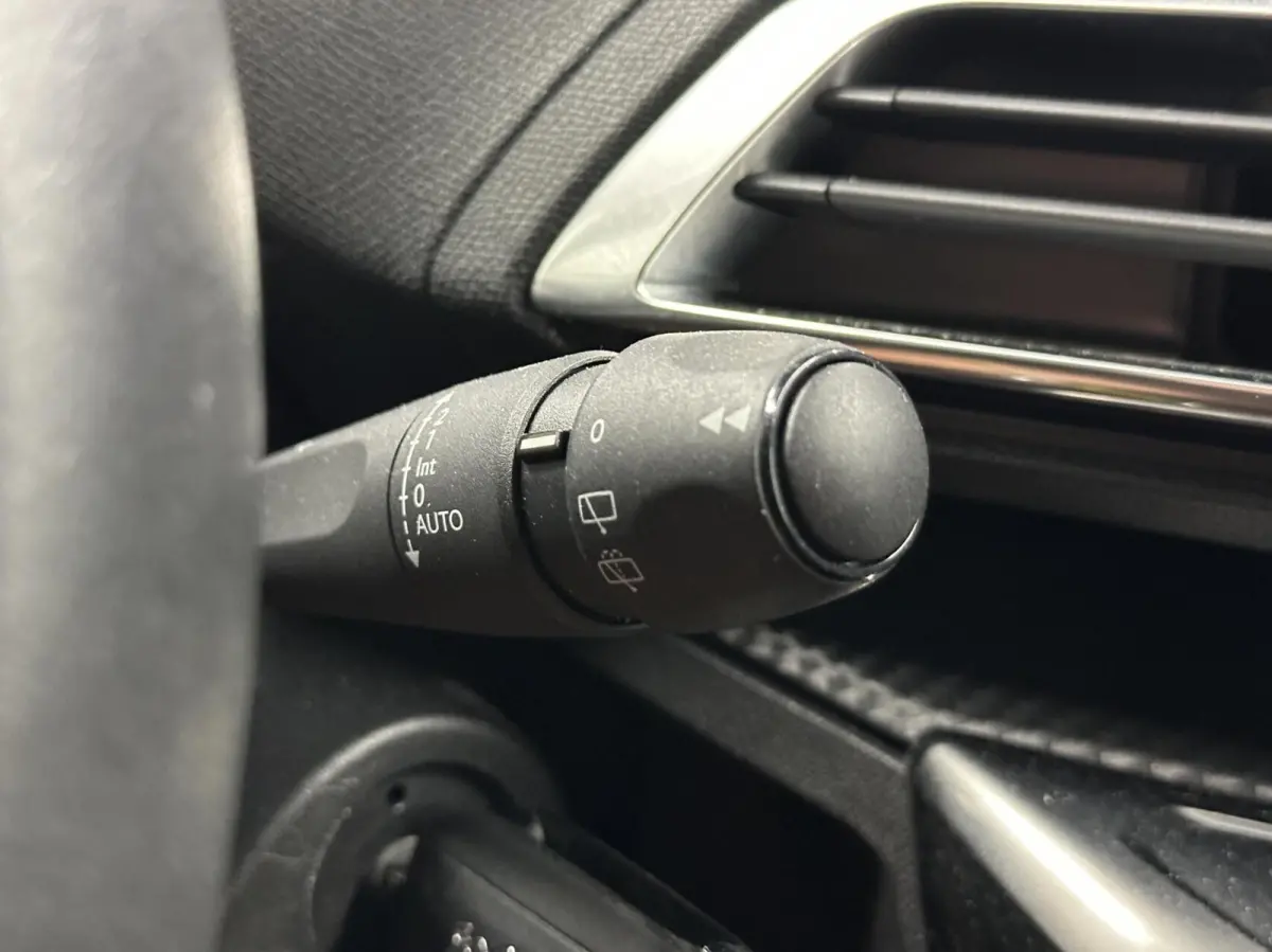 1.2 PureTech Blue Lease Executive|Trekhaak|Navi|Carplay|