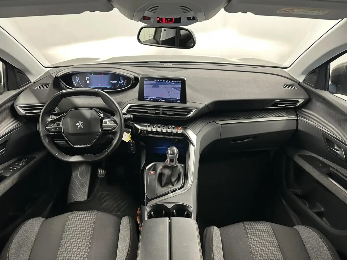 1.2 PureTech Blue Lease Executive|Trekhaak|Navi|Carplay|