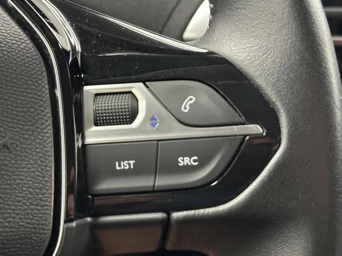 1.2 PureTech Blue Lease Executive|Trekhaak|Navi|Carplay|