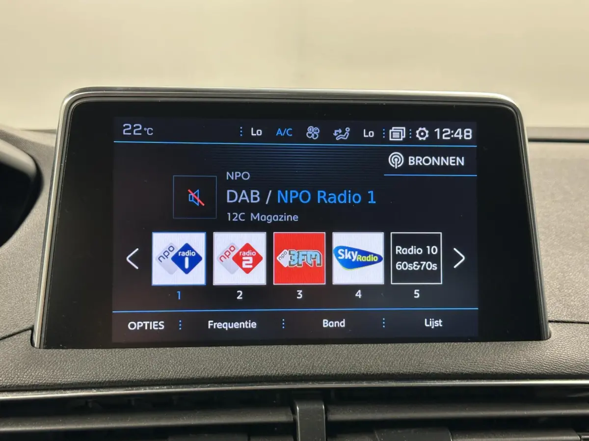 1.2 PureTech Blue Lease Executive|Trekhaak|Navi|Carplay|