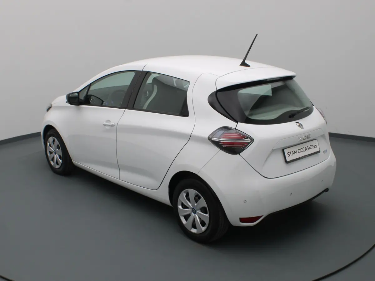 R110 Life Carshare 52 kWh koopbatterij Apple Carplay/Android Auto | Climate